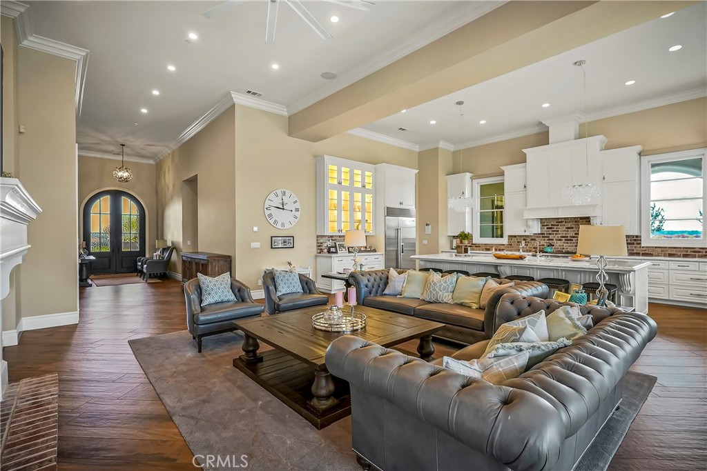 MLS #SB25270773 image #15