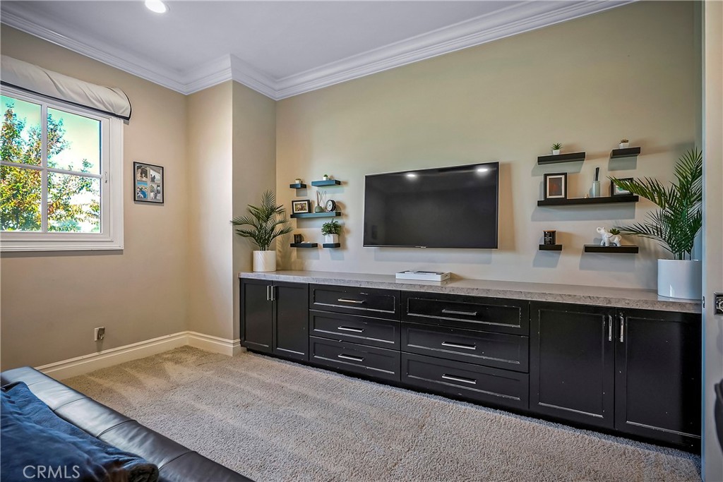 MLS #SB25270773 image #40