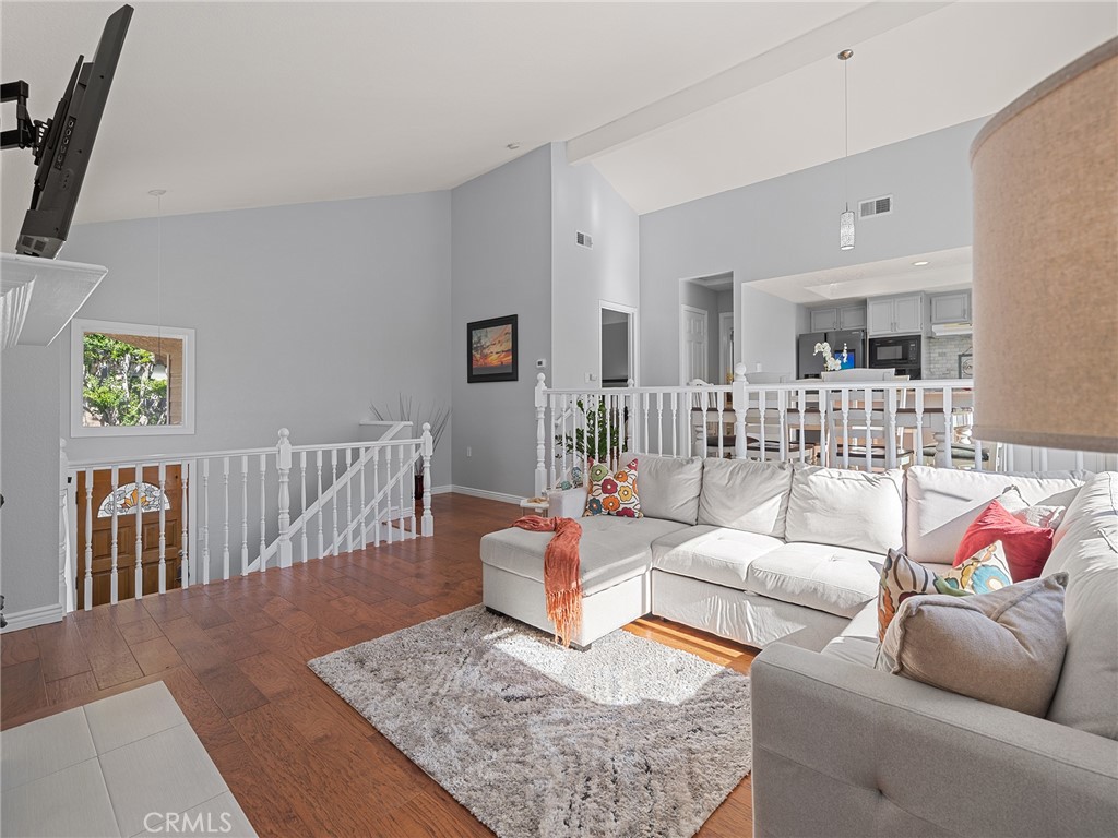 MLS #SB25270910 image #17