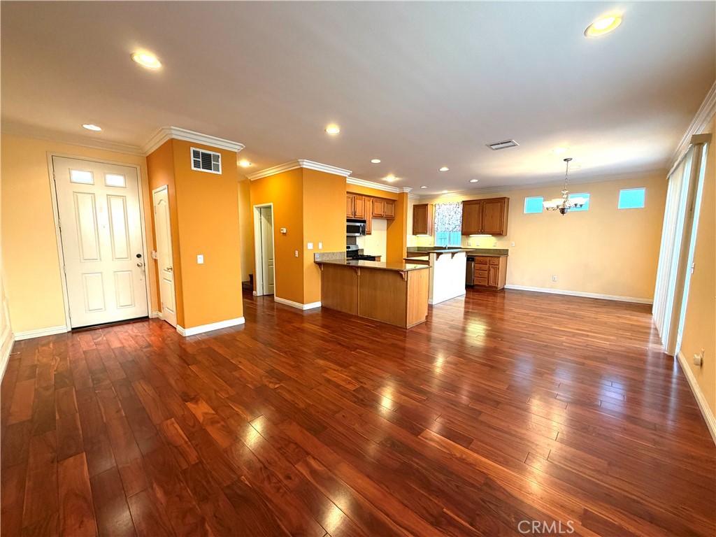 MLS #SB25270936 image #2