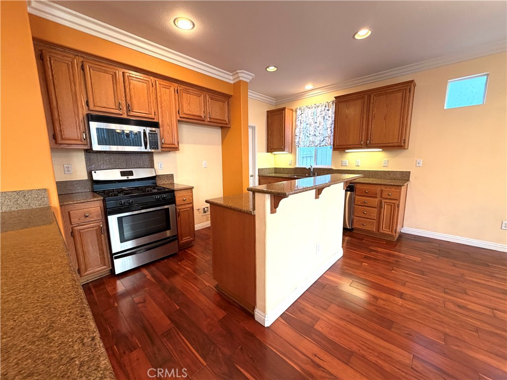 MLS #SB25270936 image #4