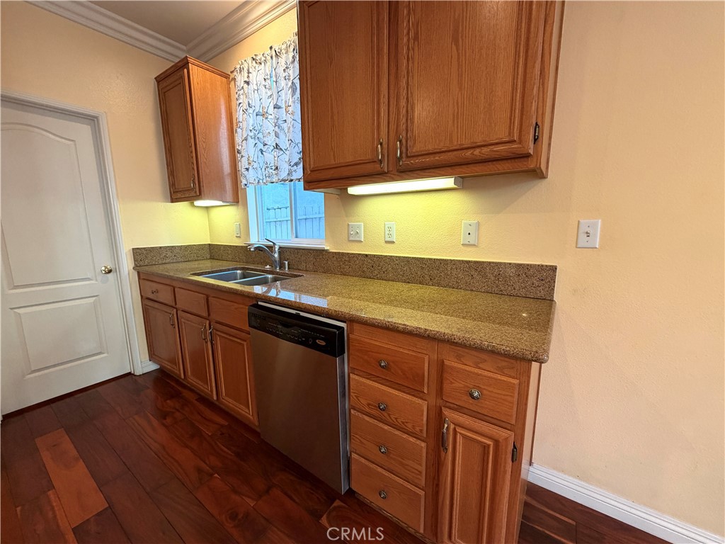 MLS #SB25270936 image #5