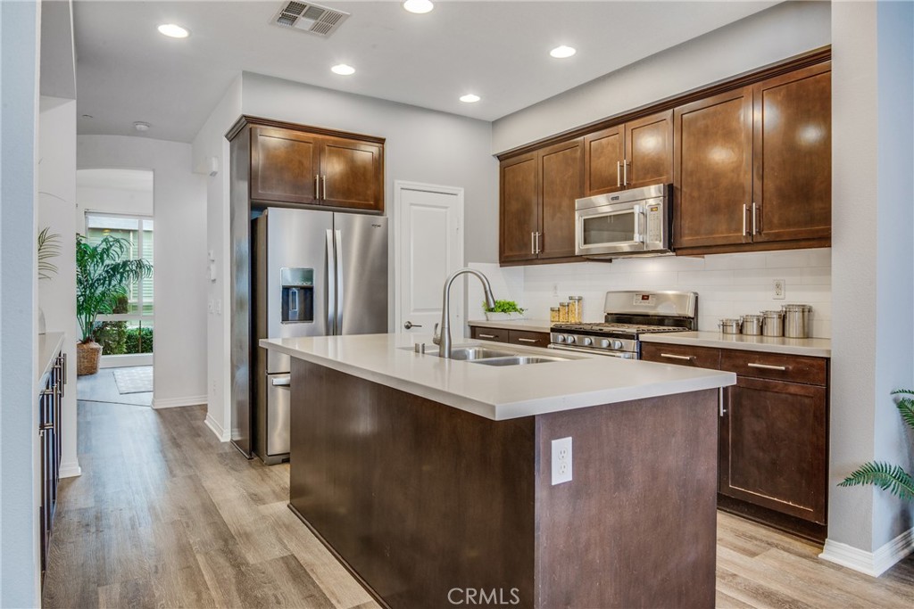 MLS #SB25271011 image #5