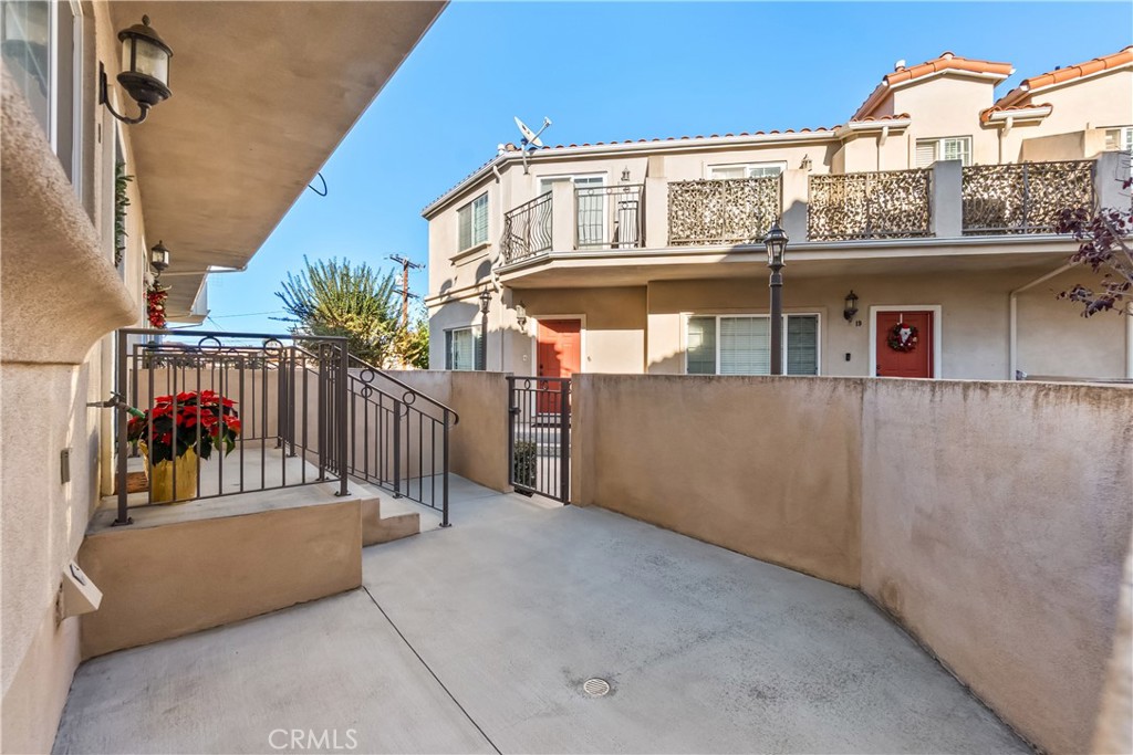 MLS #SB25271168 image #3