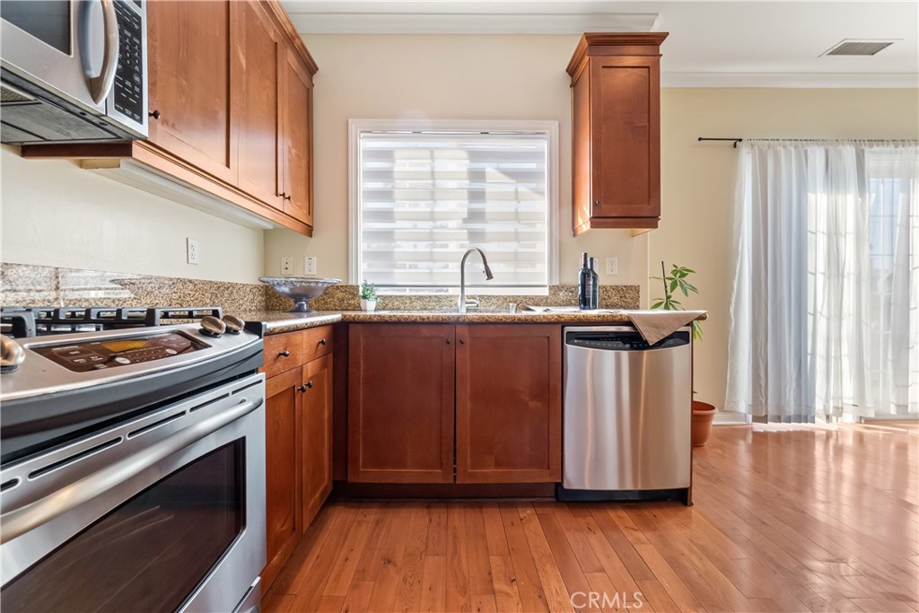 MLS #SB25271168 image #8