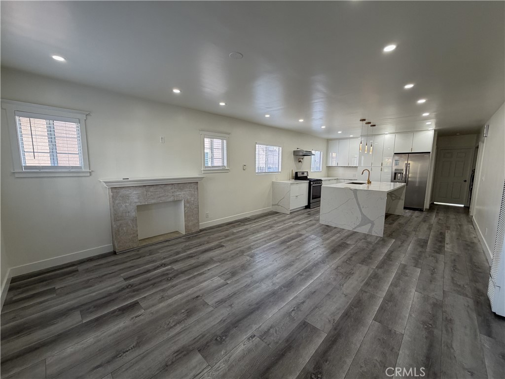 MLS #SB25271404 image #1