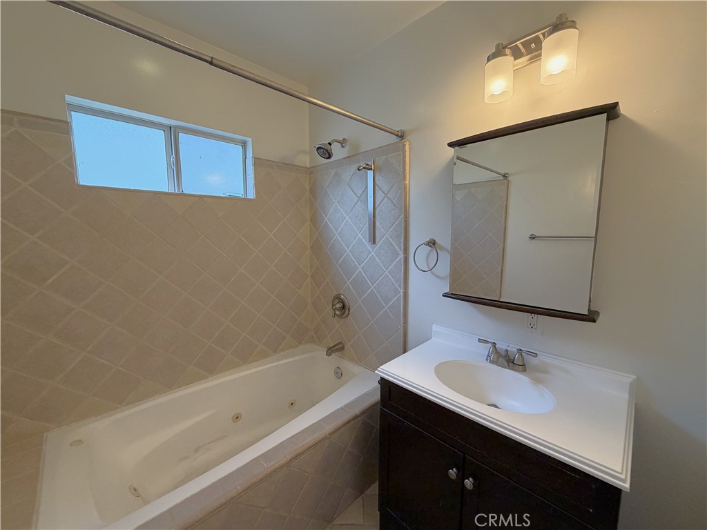 MLS #SB25271404 image #11