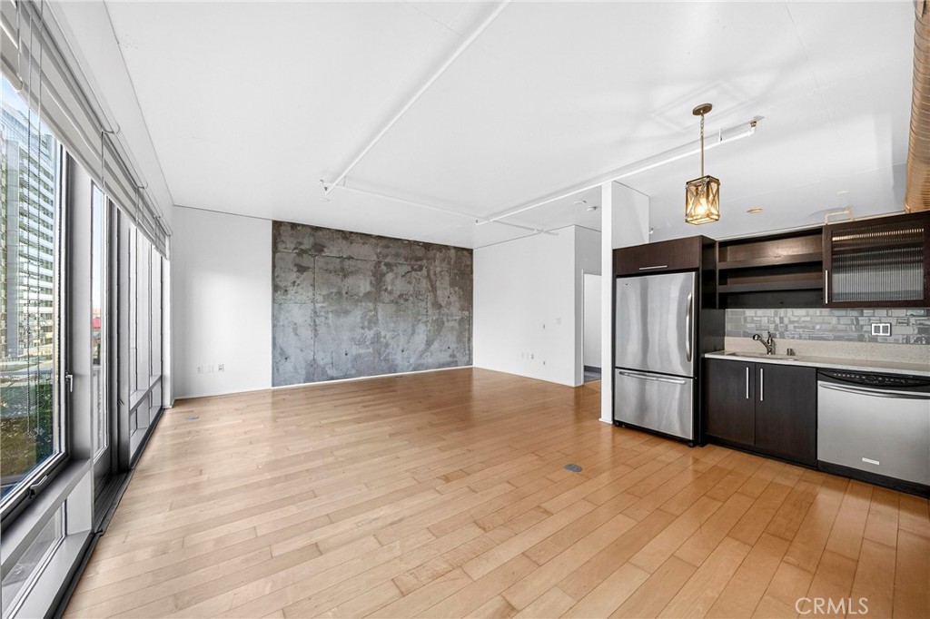 MLS #SB25271633 image #14