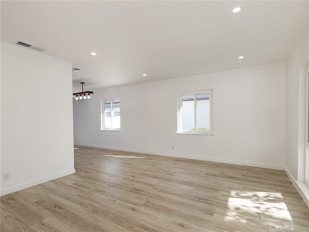 MLS #SB25271696 image #5