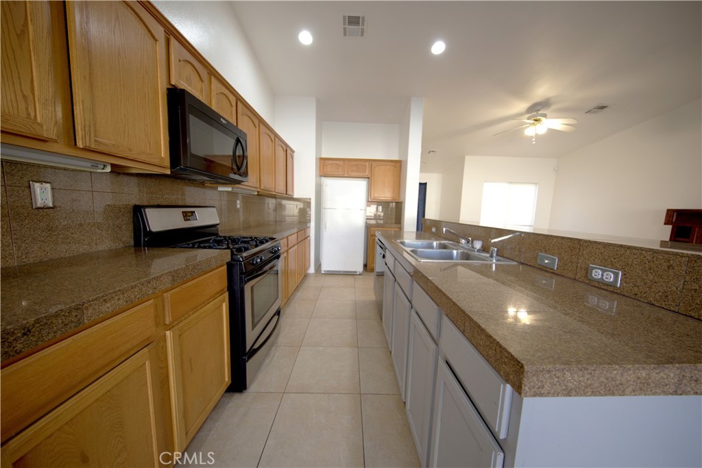 MLS #SB25271705 image #2