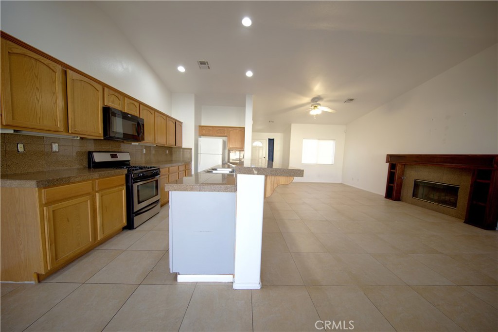 MLS #SB25271705 image #3