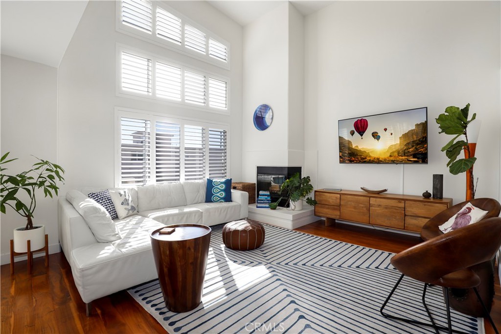 MLS #SB25271777 image #1