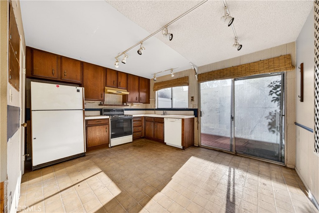 MLS #SB25271924 image #9