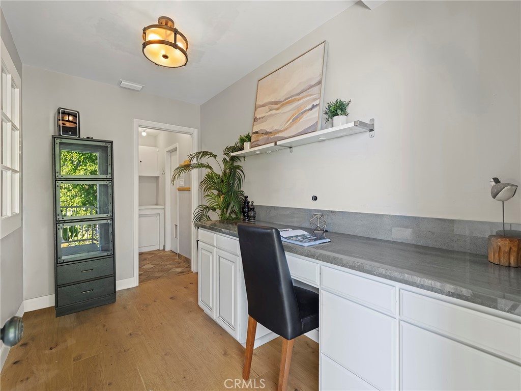 MLS #PV25270093 image #24