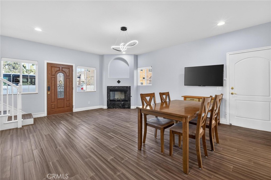 MLS #SB25272155 image #8