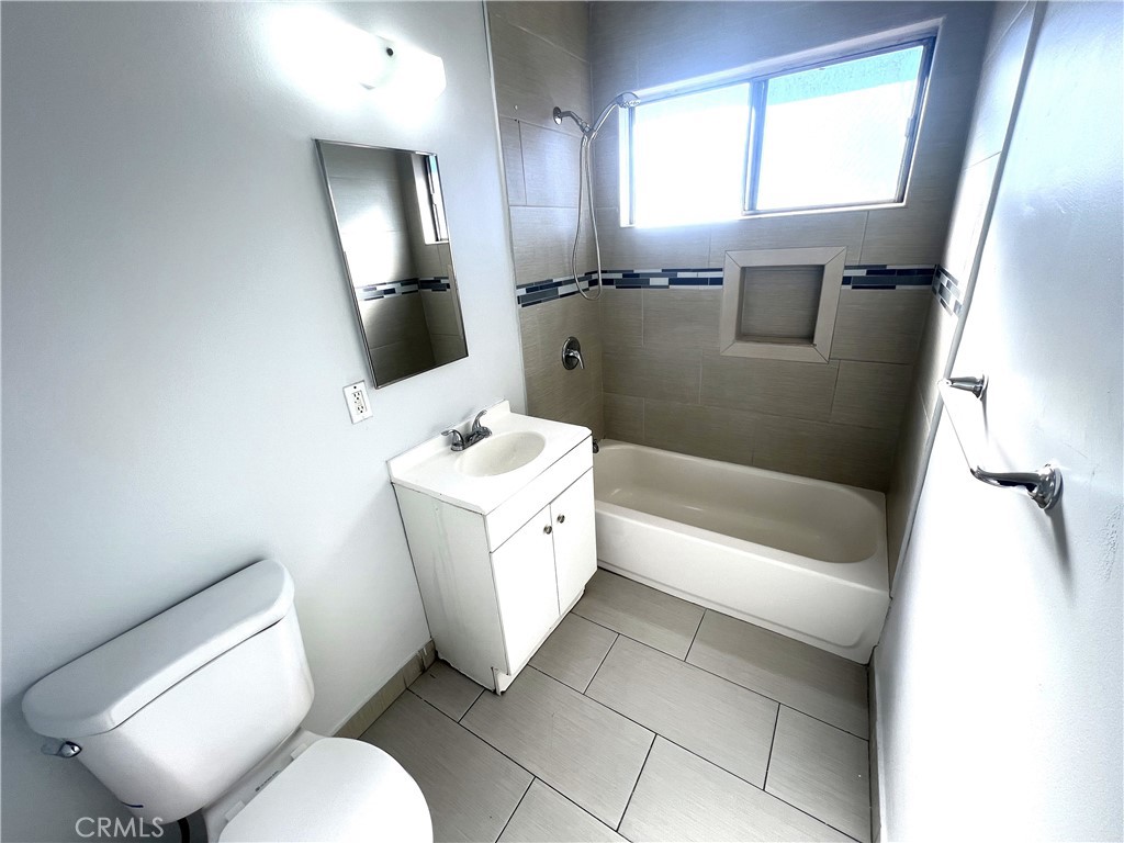 MLS #SB25272428 image #9