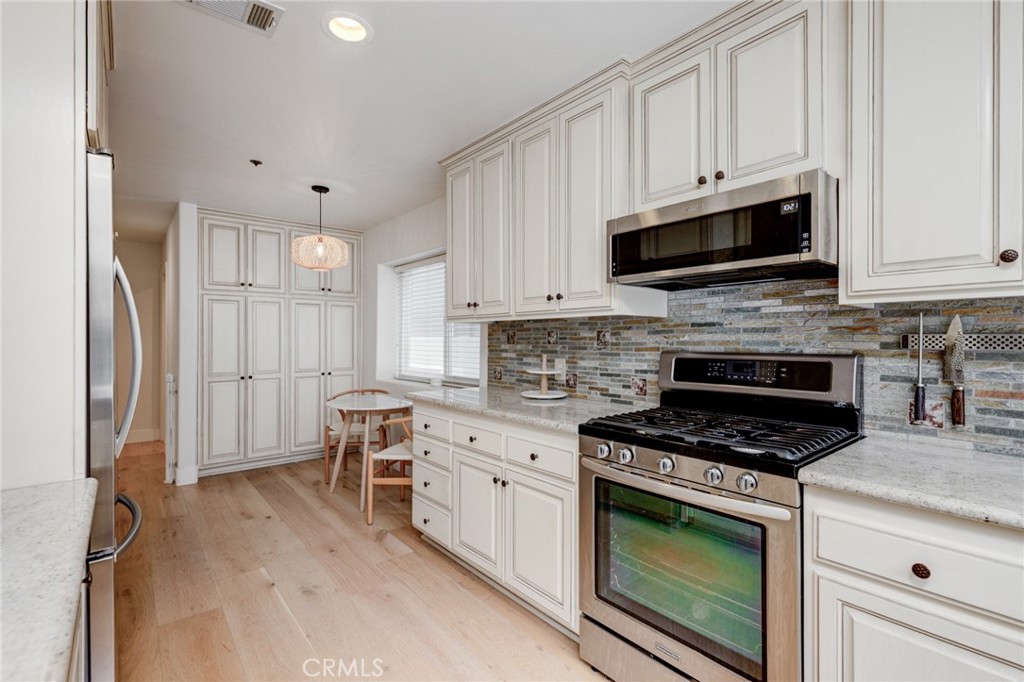 MLS #SB25272858 image #15