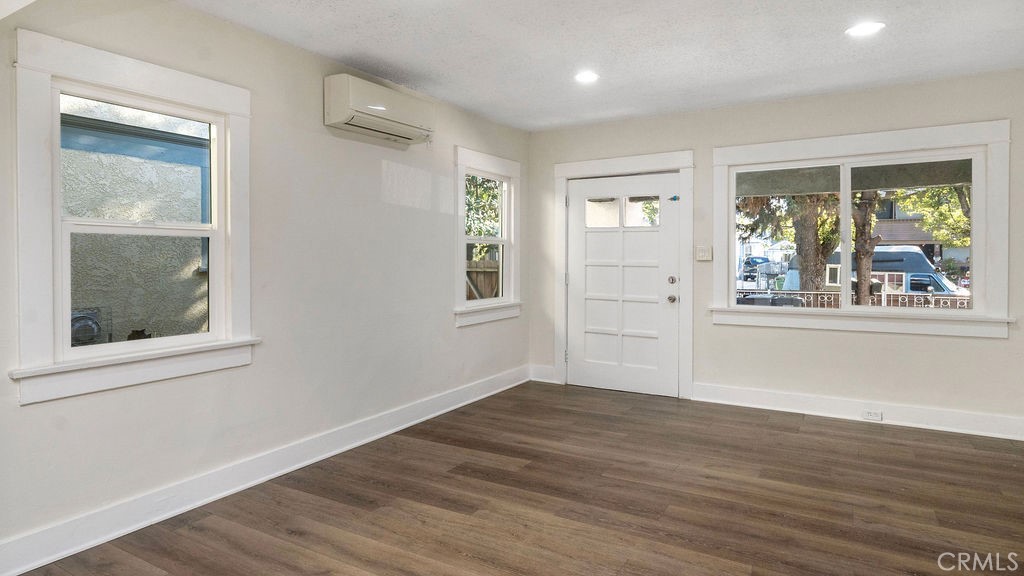 MLS #SB25272875 image #1