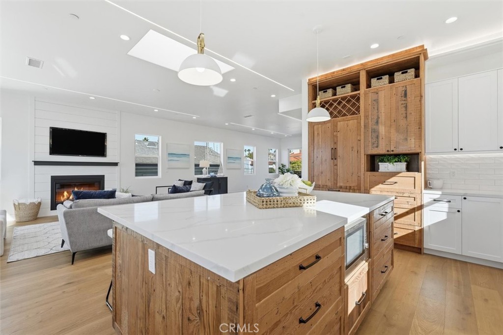 MLS #SB25272985 image #16