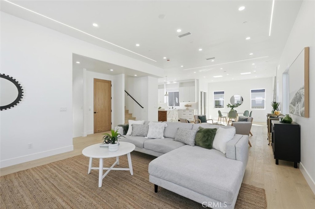 MLS #SB25273019 image #4