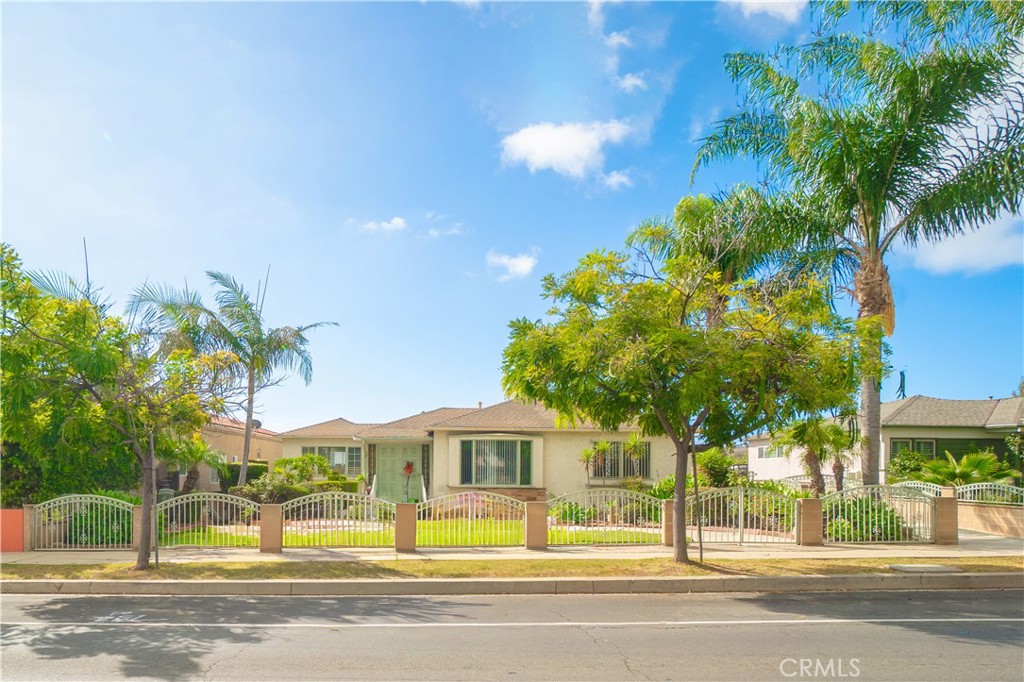 MLS #SB25273038 image #1