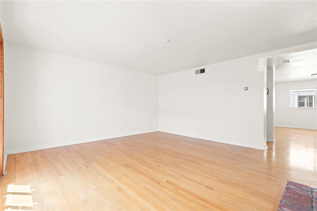 MLS #SB25273246 image #5