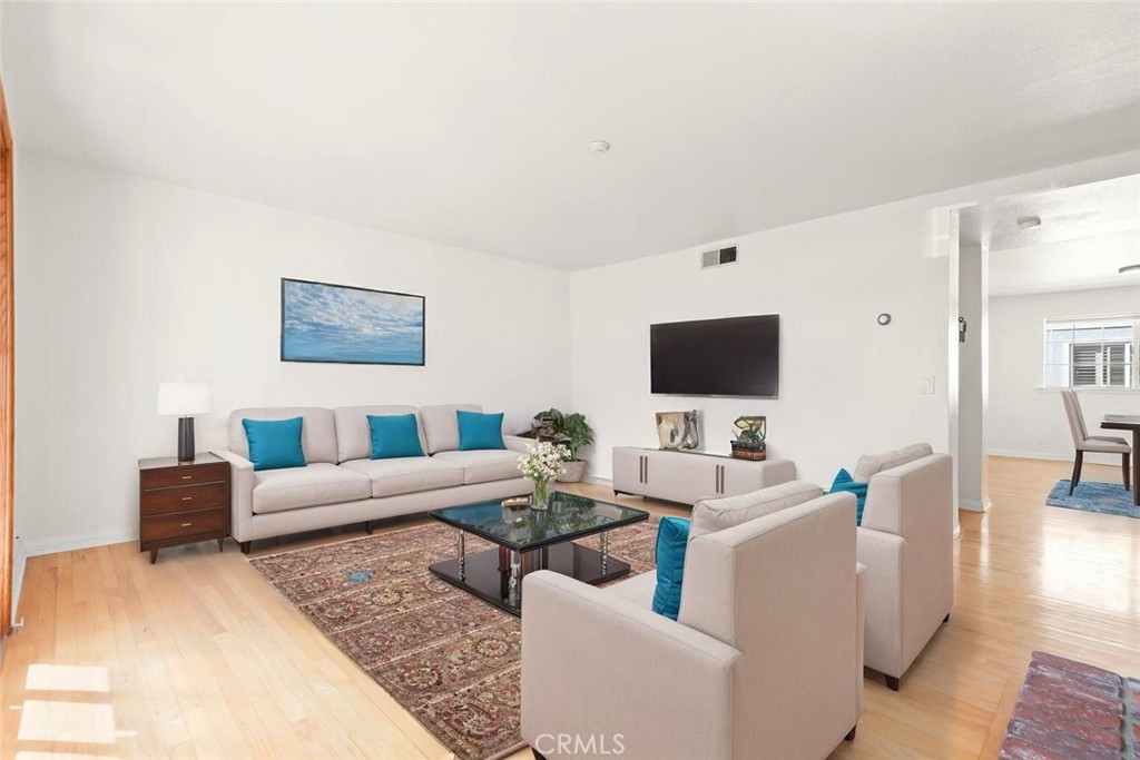 MLS #SB25273246 image #6