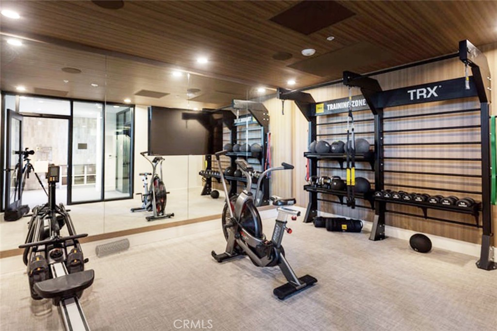 MLS #SB25273356 image #9