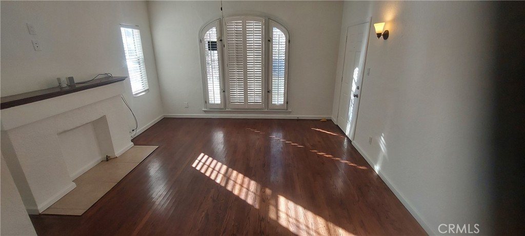 MLS #SB25273437 image #2