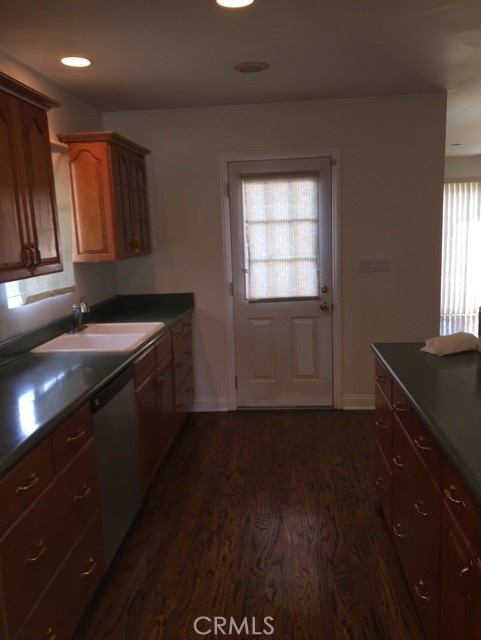 MLS #SB25273472 image #10