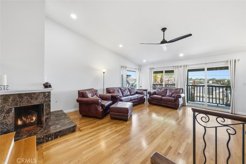 MLS #SB25273659 image #1