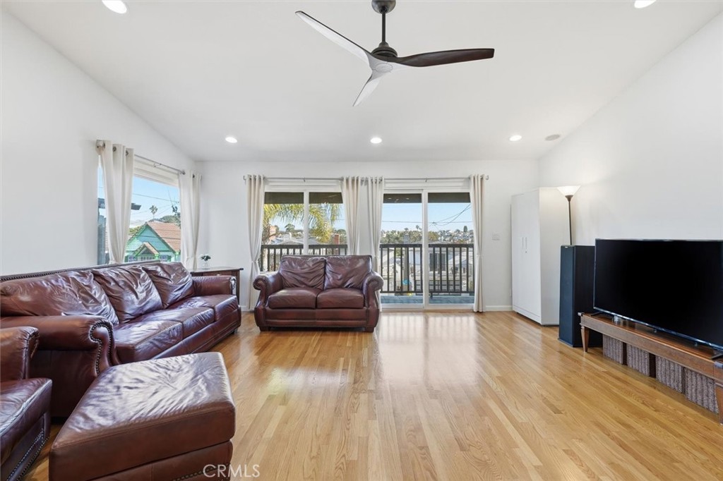 MLS #SB25273659 image #3