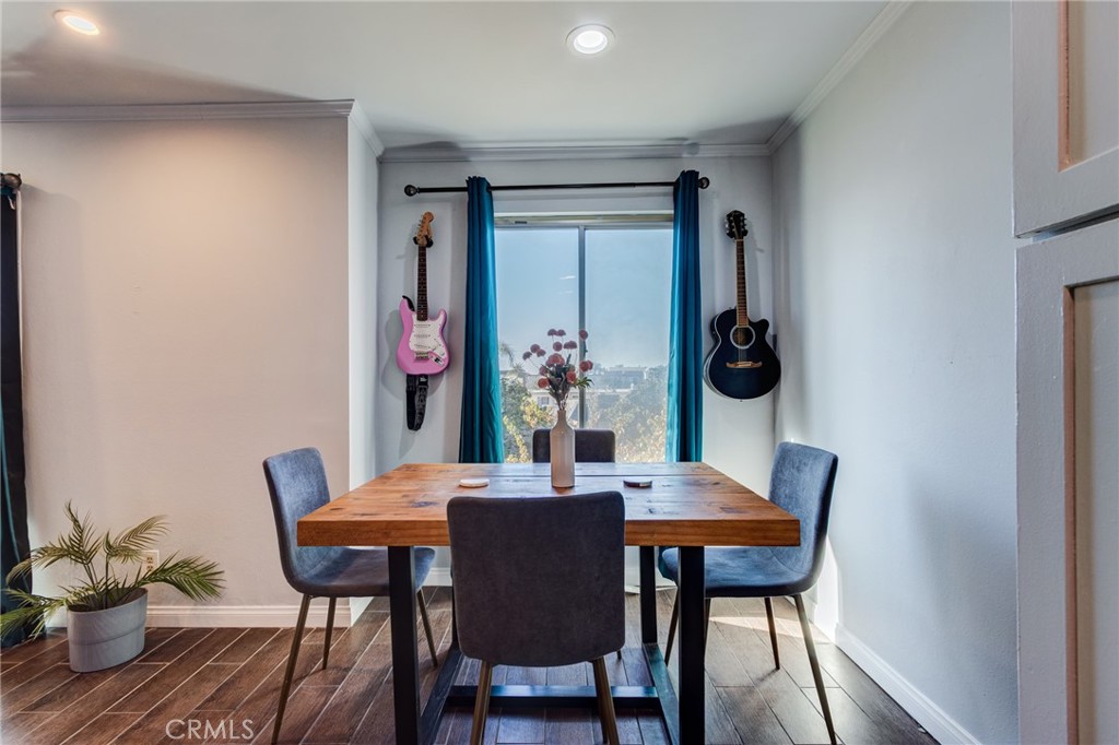 MLS #SB25273689 image #5