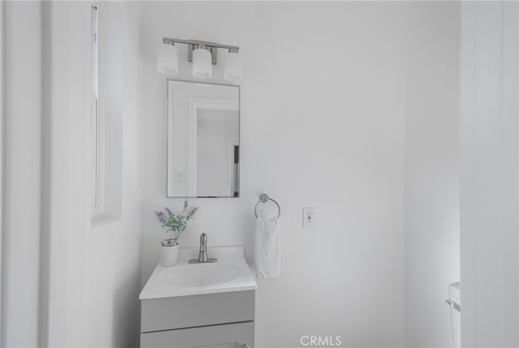 MLS #SB25273788 image #9