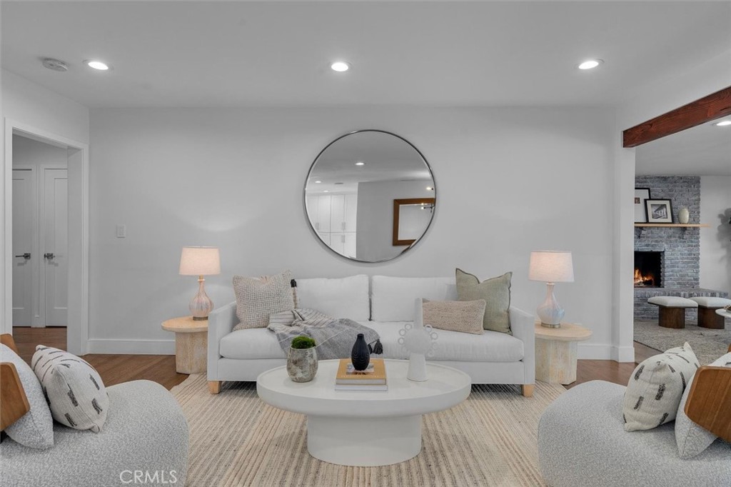 MLS #SB25274058 image #9