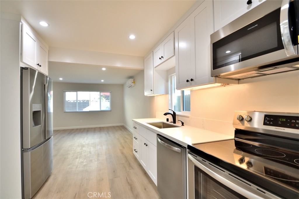 MLS #SB25274095 image #6