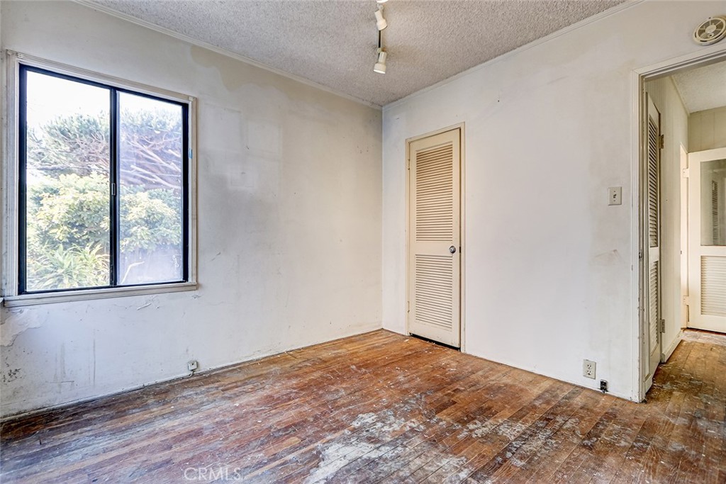 MLS #SB25274160 image #12