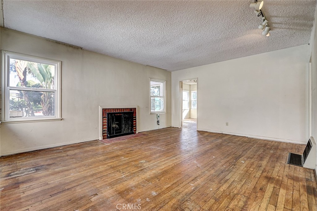 MLS #SB25274160 image #25