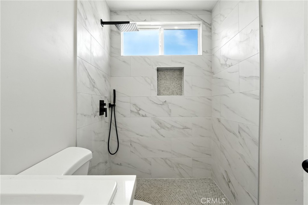 MLS #SB25274198 image #32