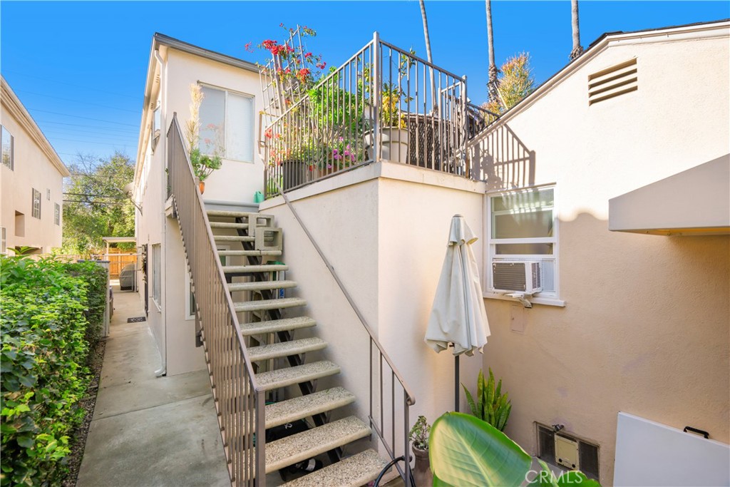 MLS #SB25274469 image #10