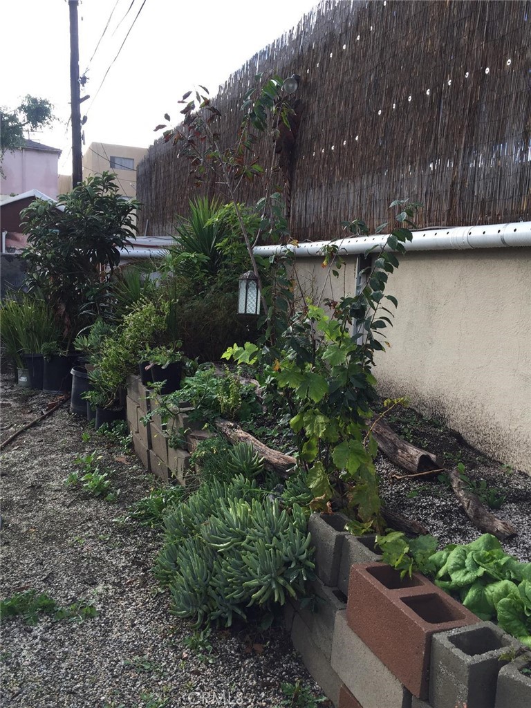 MLS #SB25274586 image #8