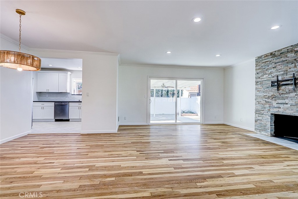 MLS #SB25274757 image #9