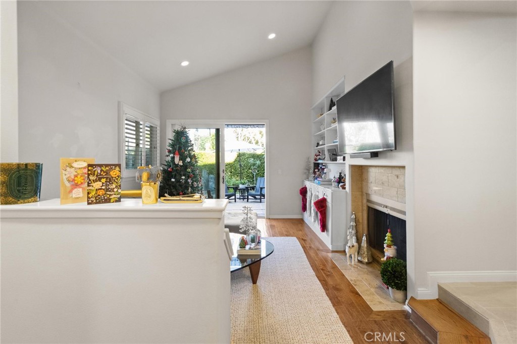 MLS #SB25274824 image #8