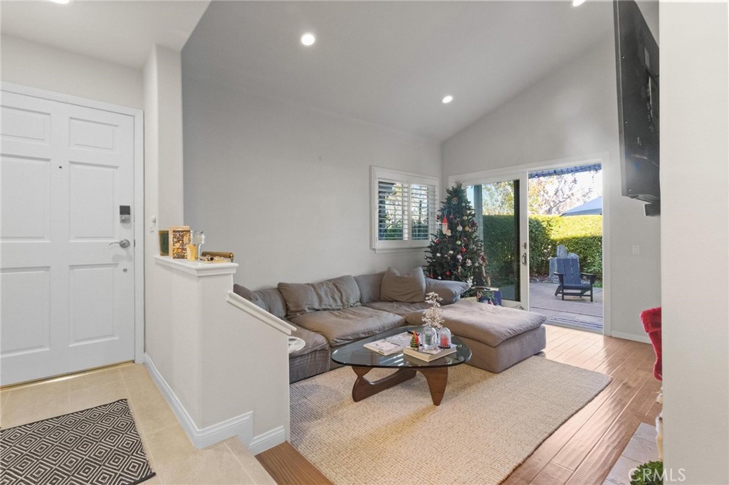 MLS #SB25274824 image #9