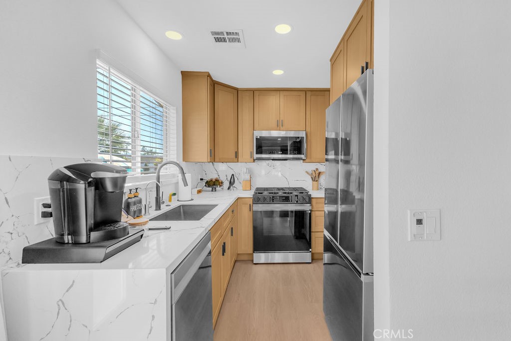 MLS #SB25275047 image #25