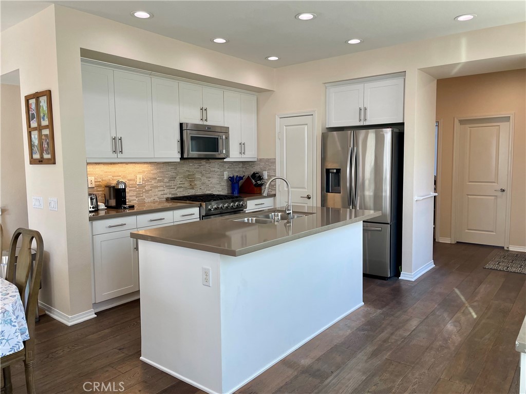 MLS #SB25275057 image #2