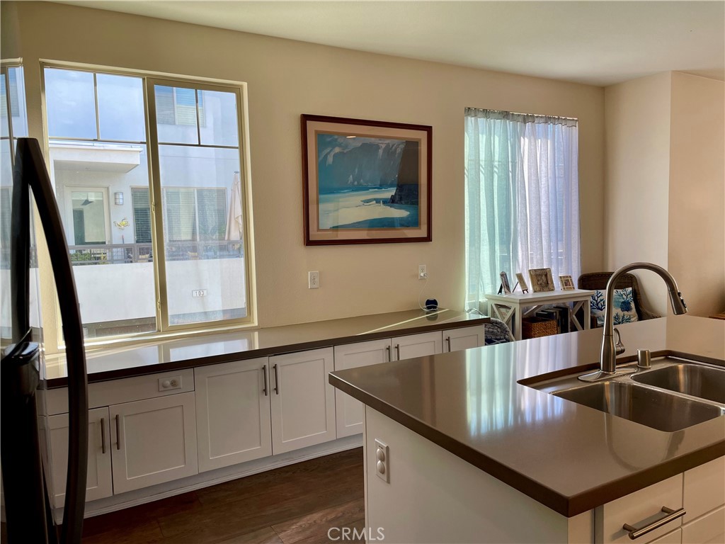 MLS #SB25275057 image #3