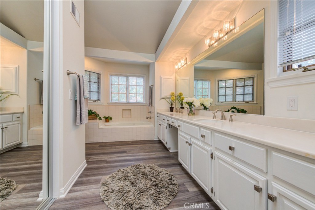 MLS #SB25275080 image #9