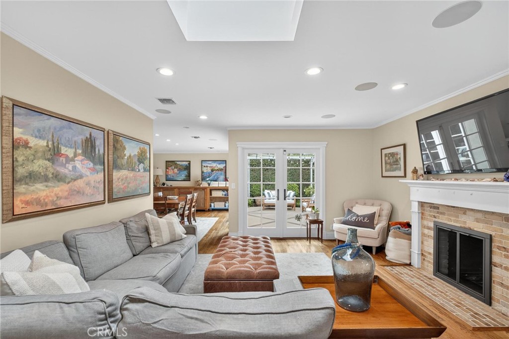 MLS #SB25275193 image #3