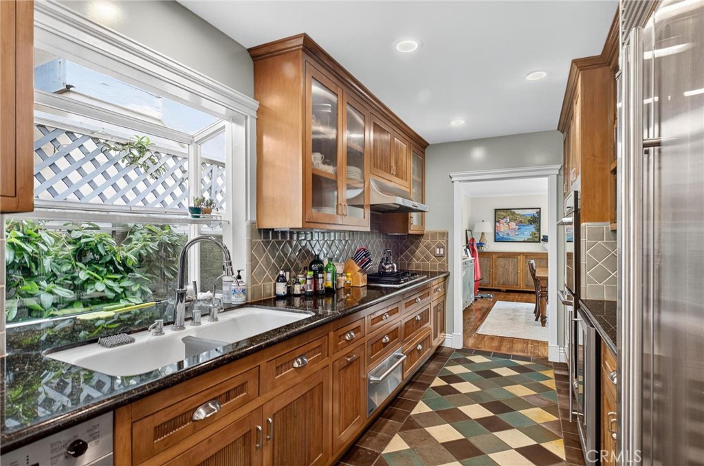 MLS #SB25275193 image #8